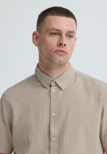 Рубашка с коротким рукавом