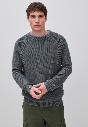 Пуловер