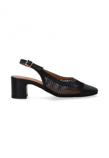 Туфли с ремешком