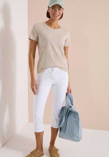 Короткие джинсы