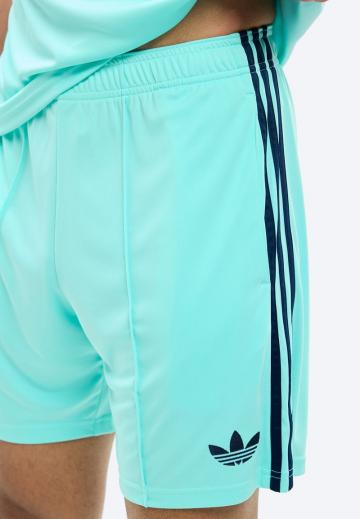 Спортивныве шорты