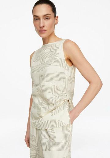 Блузка без рукавов