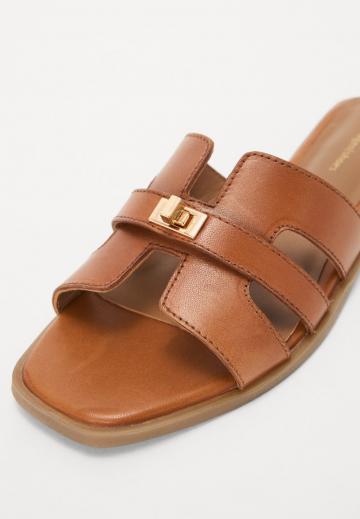 Шлепанцы