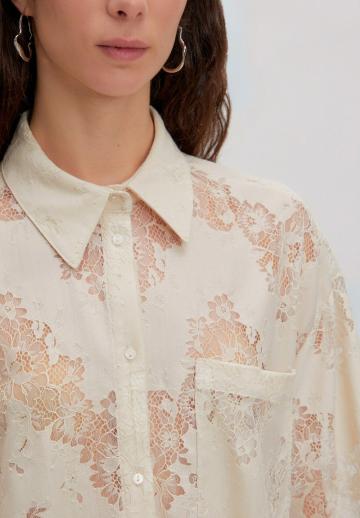 Кружевная блузка