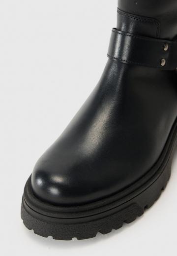 Ковбойские сапоги