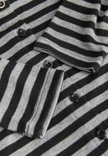 Вязаный жилет