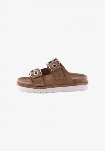 Шлепанцы