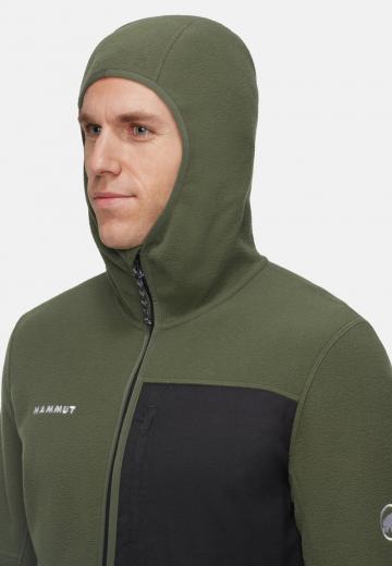 Спортивная куртка