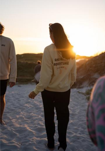 Спортивная толстовка