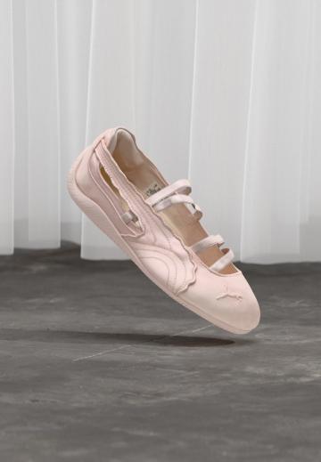 Спортивные балетки