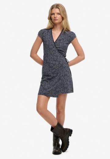 Короткое платье