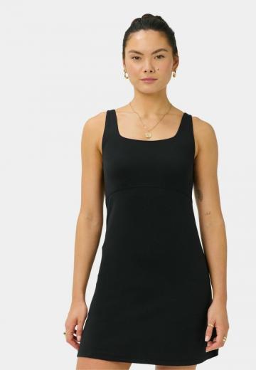 Спортивное платье