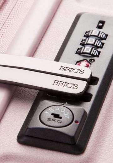 Чемодан на колесах
