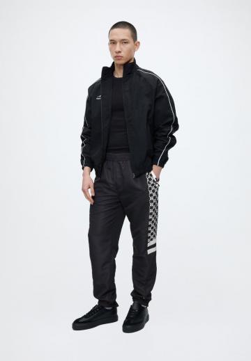 Спортивные штаны