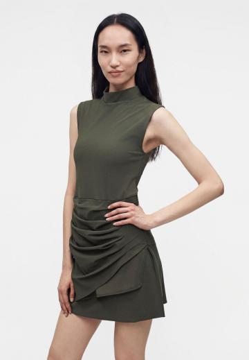 Короткое платье