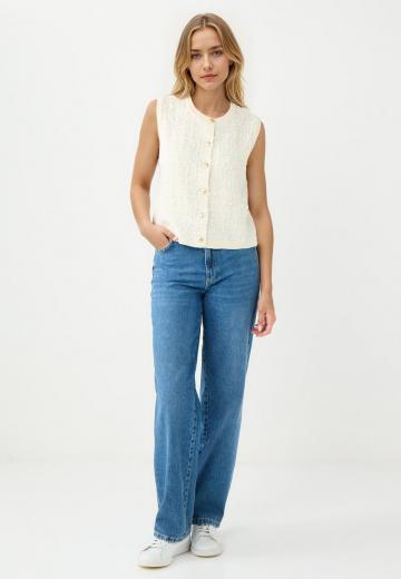 Длинный жилет