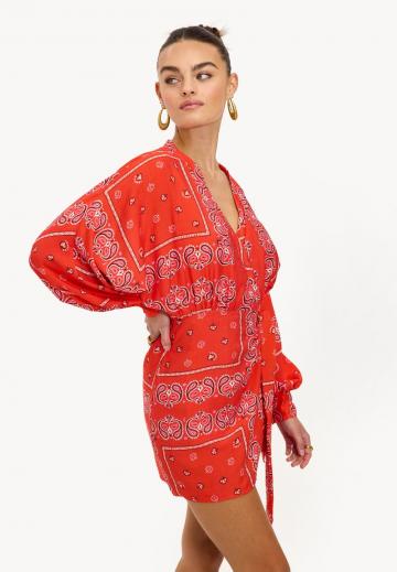 Короткое платье