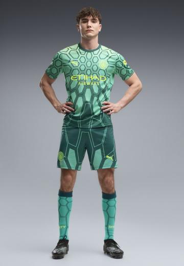 Спортивныве шорты