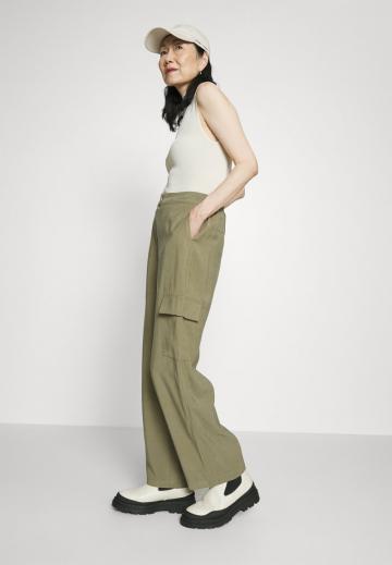 Широкие брюки