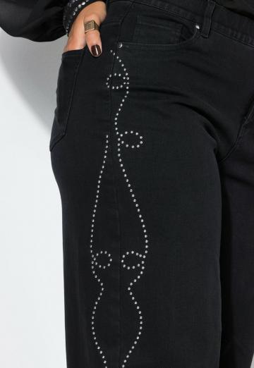 Короткие джинсы