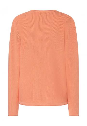 Пуловер с вырезом V