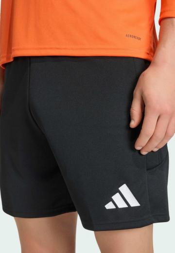 Спортивныве шорты