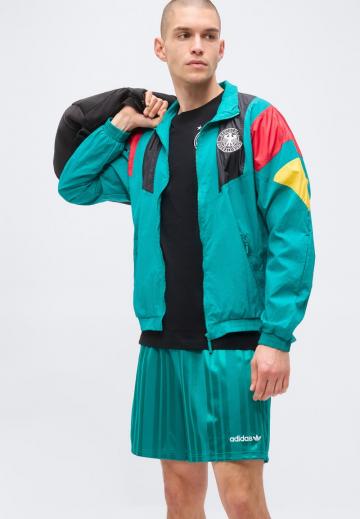 Спортивныве шорты