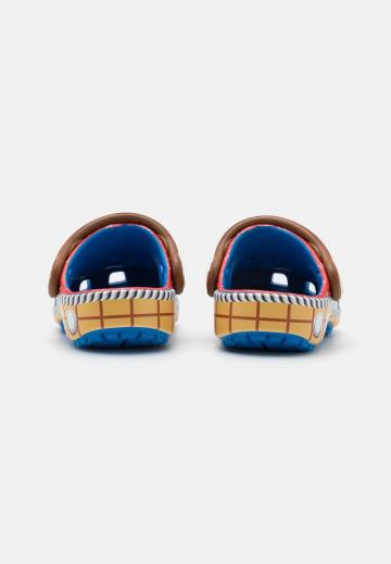 Сандалии