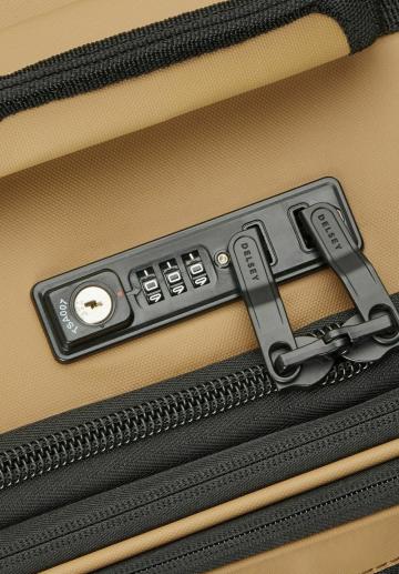 Чемодан на колесах