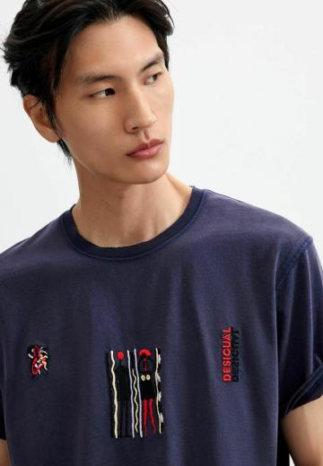 Футболка