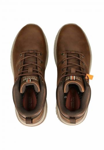 Ботинки на шнуровке