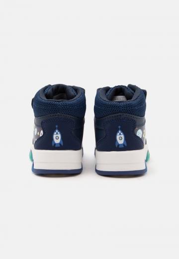 Высокие кеды