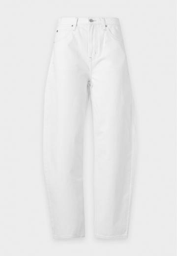 Свободные джинсы