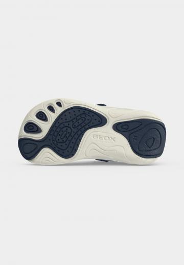 Детская обувь