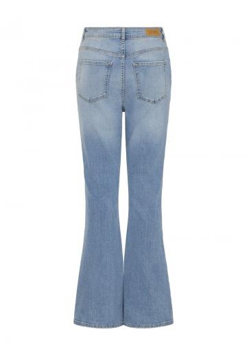 Клешеные джинсы