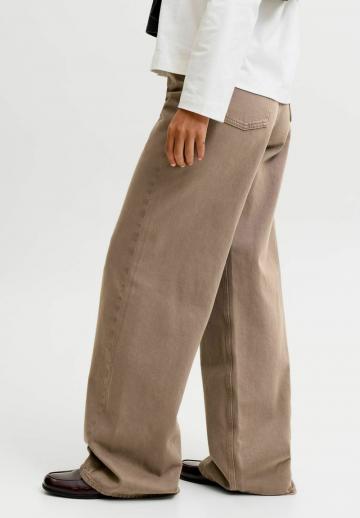 Джинсы