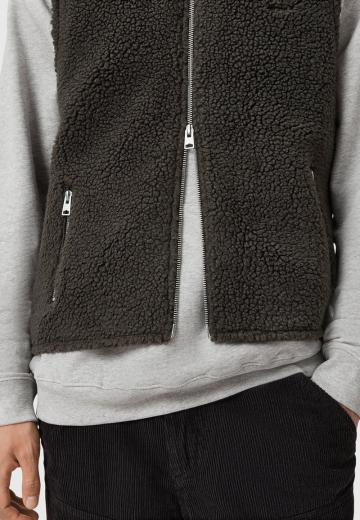 Жилет