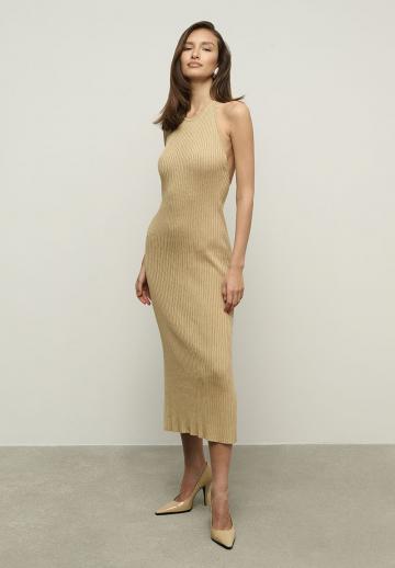 Платье