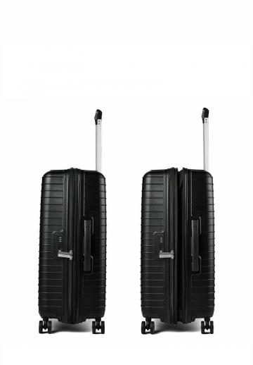 Набор чемоданов