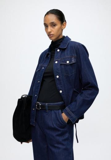 Джинсовая куртка