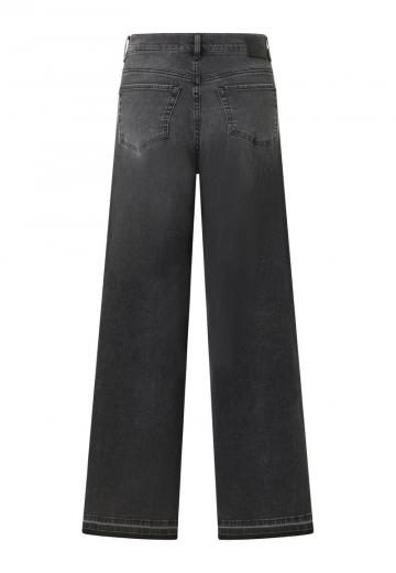Клешеные джинсы