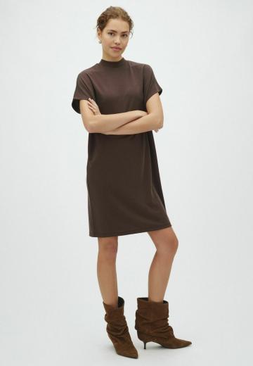 Короткое платье