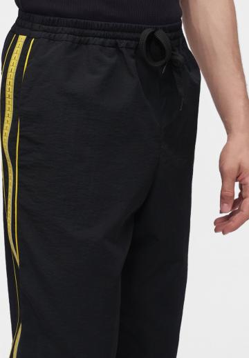 Спортивные штаны
