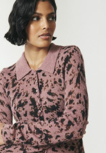 Вязаный жилет