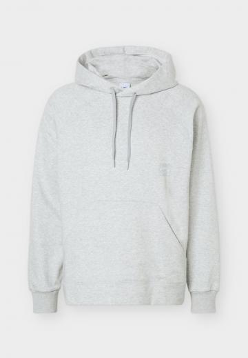 Спортивная кофта