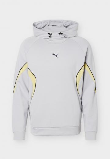 Спортивная кофта