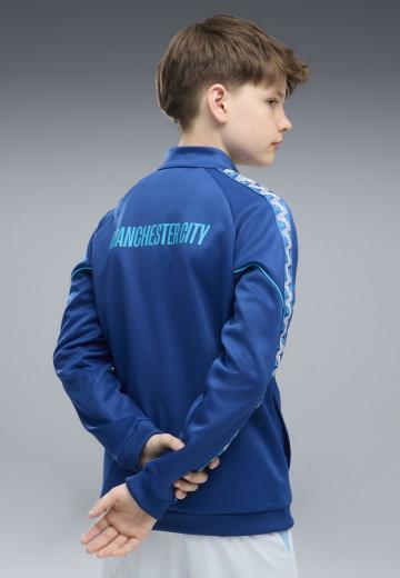Спортивная куртка