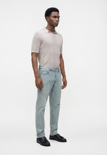 Прямые джинсы