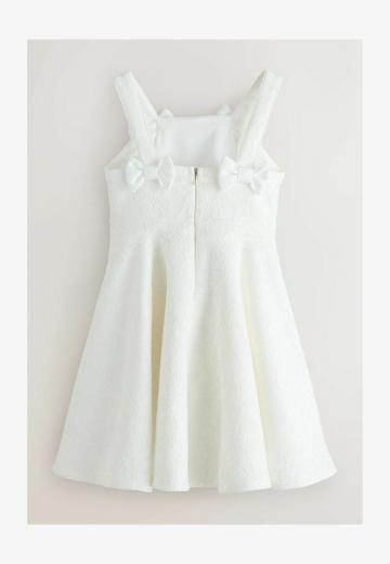 Платье
