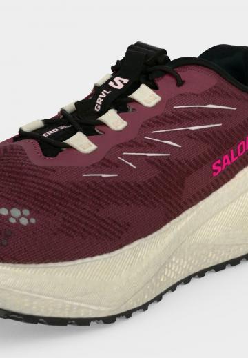 Беговые кроссовки